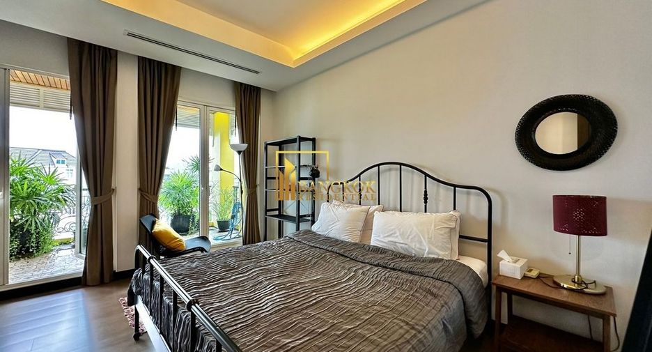 À louer 3 chambres condo à Sathon, Bangkok