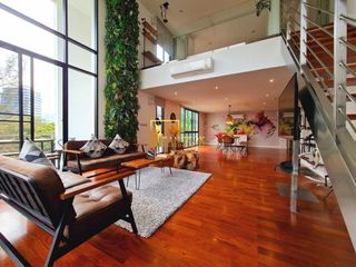 For rent 3 bedrooms apartment in Pathum Wan, Bangkok