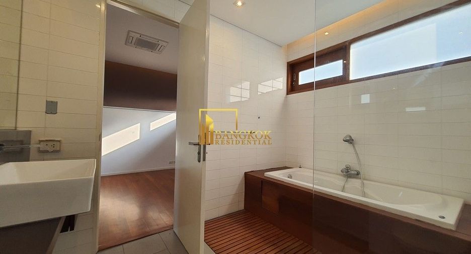 Villa zur Miete mit 4 Zimmer in Suan Luang, Bangkok