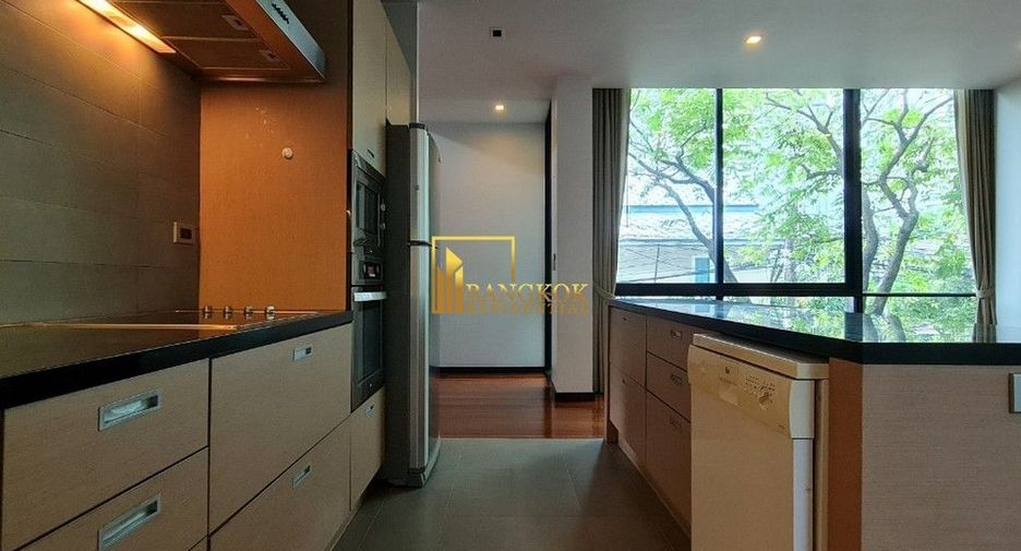 Villa zur Miete mit 3 Zimmer in Watthana, Bangkok