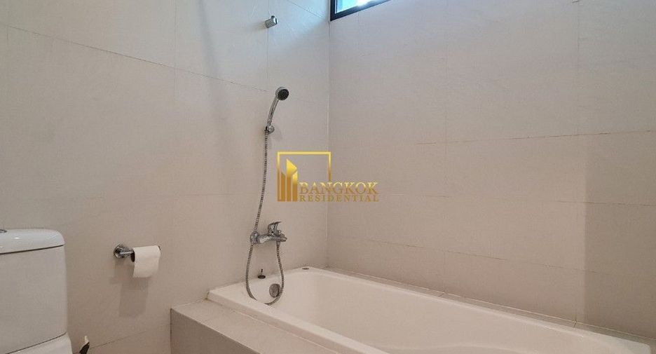 Villa zur Miete mit 3 Zimmer in Watthana, Bangkok