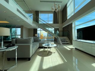 For rent 3 bedrooms serviced apartment in Watthana, Bangkok