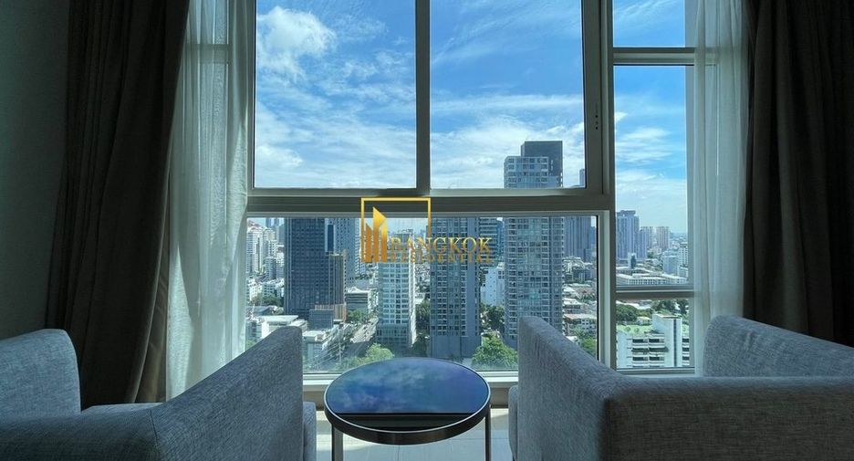 For rent 3 bedrooms serviced apartment in Watthana, Bangkok