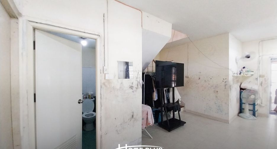 For sale 3 bedrooms house in Mueang Chachoengsao, Chachoengsao
