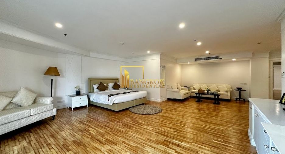 Apartment zur Miete mit 4 Zimmer in Khlong Toei, Bangkok