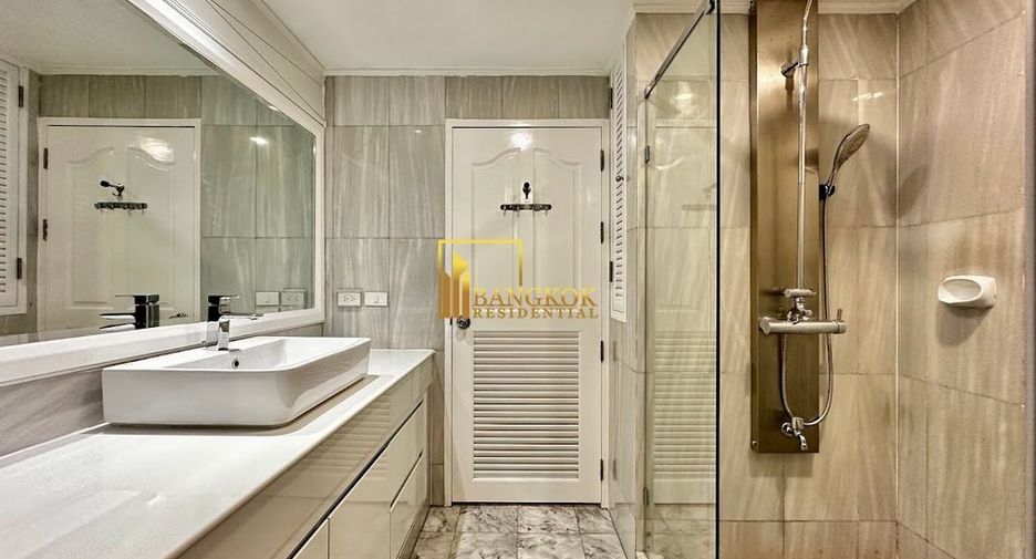 Apartment zur Miete mit 4 Zimmer in Khlong Toei, Bangkok