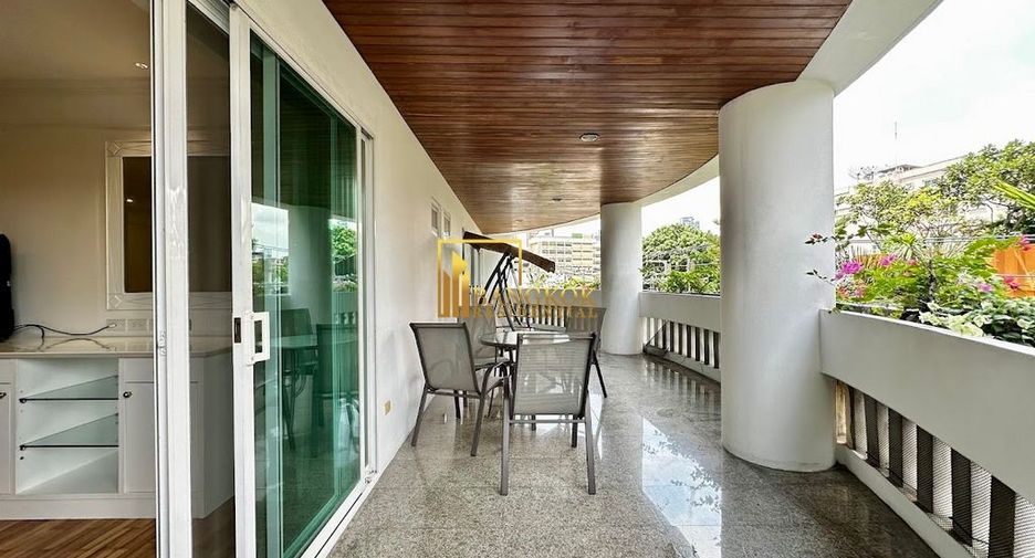 Apartment zur Miete mit 4 Zimmer in Khlong Toei, Bangkok