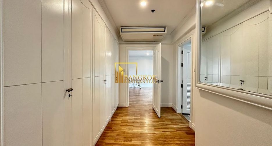 Apartment zur Miete mit 4 Zimmer in Khlong Toei, Bangkok