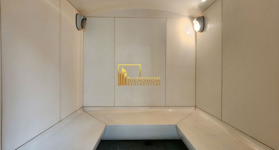 Apartment zur Miete mit 4 Zimmer in Khlong Toei, Bangkok