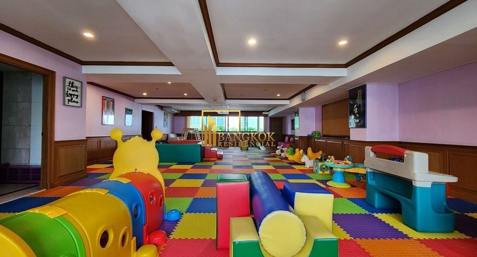 Apartment zur Miete mit 4 Zimmer in Khlong Toei, Bangkok