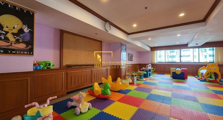 Apartment zur Miete mit 4 Zimmer in Khlong Toei, Bangkok