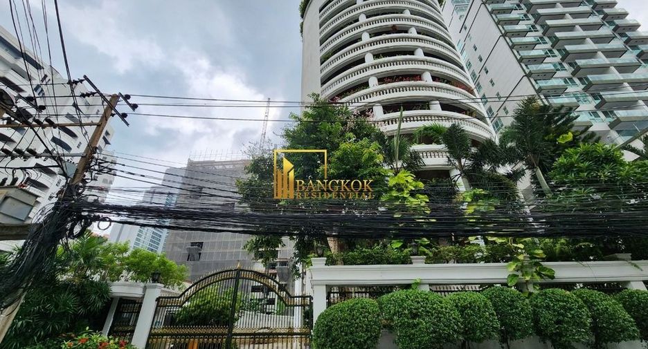 Apartment zur Miete mit 4 Zimmer in Khlong Toei, Bangkok