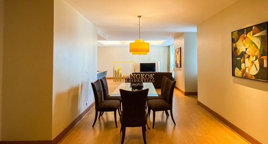 For rent 3 bedrooms condo in Sathon, Bangkok