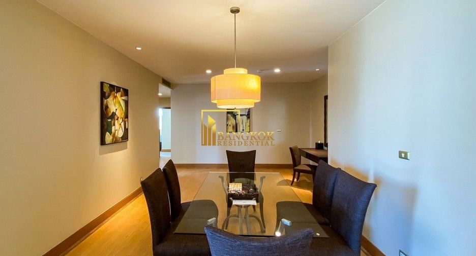 For rent 3 bedrooms condo in Sathon, Bangkok