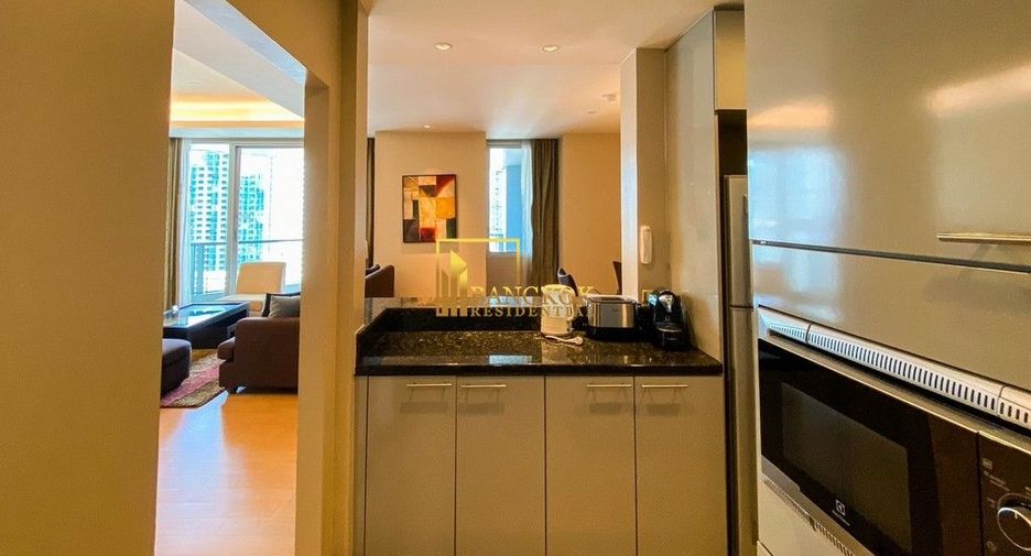 For rent 3 bedrooms condo in Sathon, Bangkok