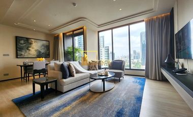 À louer 2 chambres appartement avec services à Khlong Toei, Bangkok