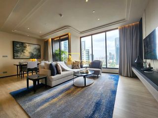 For rent 2 bedrooms serviced apartment in Khlong Toei, Bangkok
