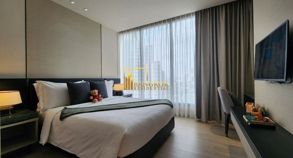 À louer 2 chambres appartement avec services à Khlong Toei, Bangkok