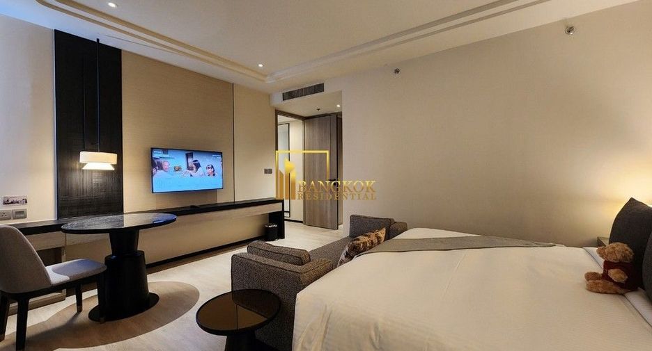 À louer 2 chambres appartement avec services à Khlong Toei, Bangkok