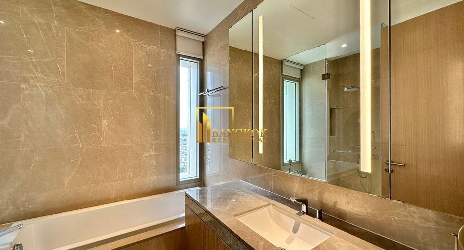 À louer 4 chambres condo à Khlong San, Bangkok