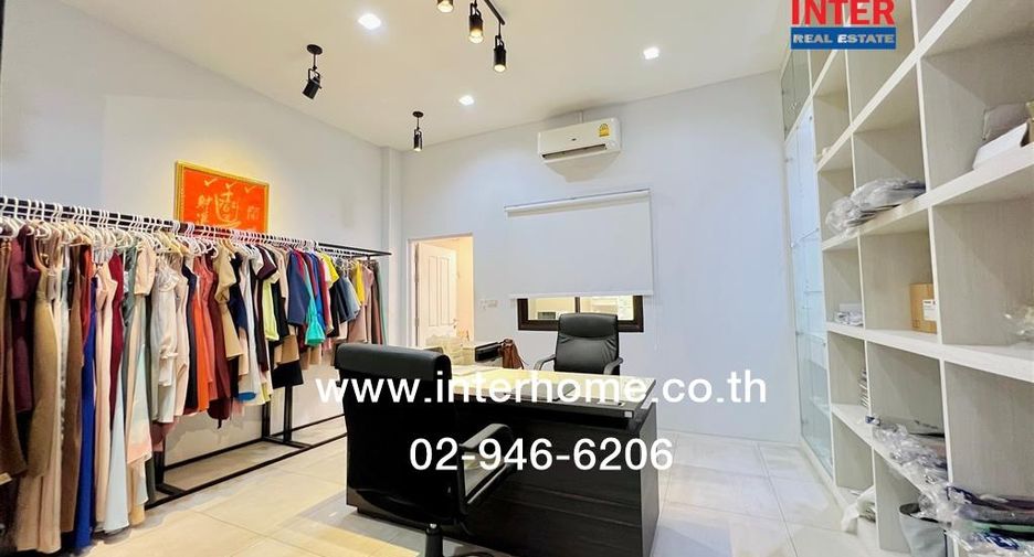 ขาย 7 ห้องนอน ทาวน์เฮ้าส์ ใน วังทองหลาง, กรุงเทพฯ