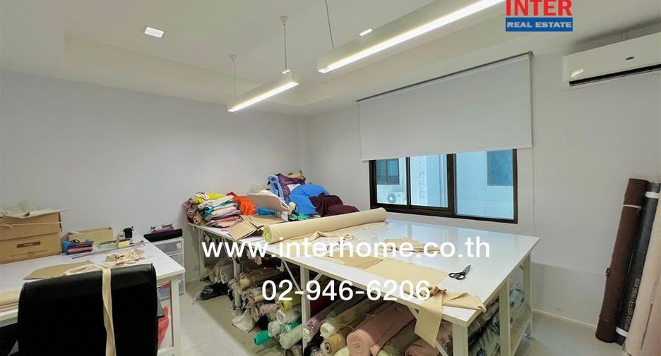 ขาย 7 ห้องนอน ทาวน์เฮ้าส์ ใน วังทองหลาง, กรุงเทพฯ