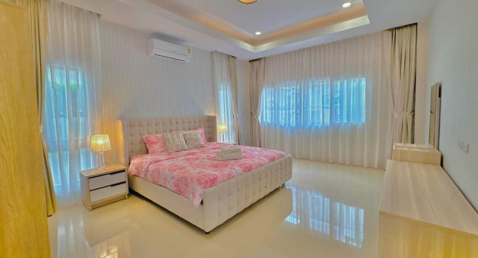 Villa en venta de 4 habitaciones en Bang Saray, Pattaya