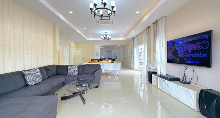 Villa en venta de 4 habitaciones en Bang Saray, Pattaya