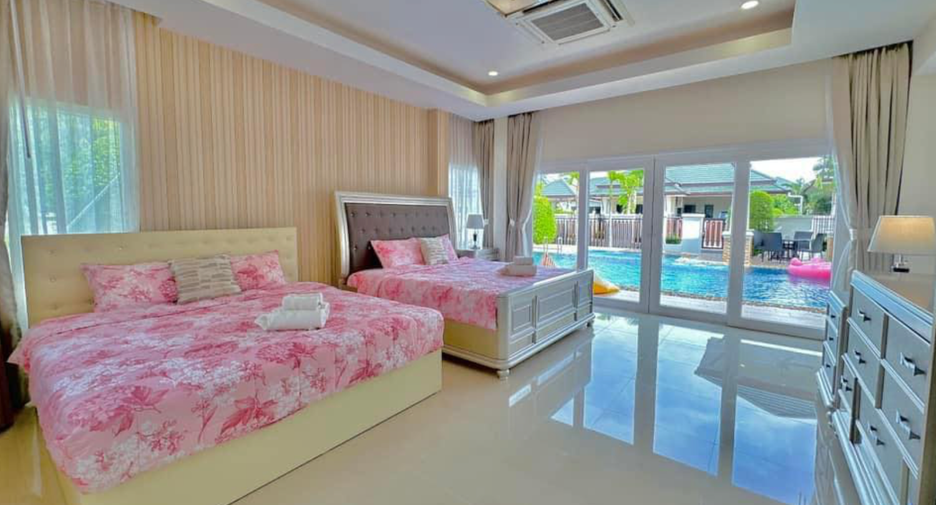 Villa en venta de 4 habitaciones en Bang Saray, Pattaya