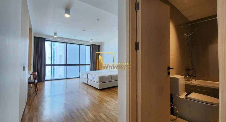 For rent 4 bedrooms apartment in Watthana, Bangkok