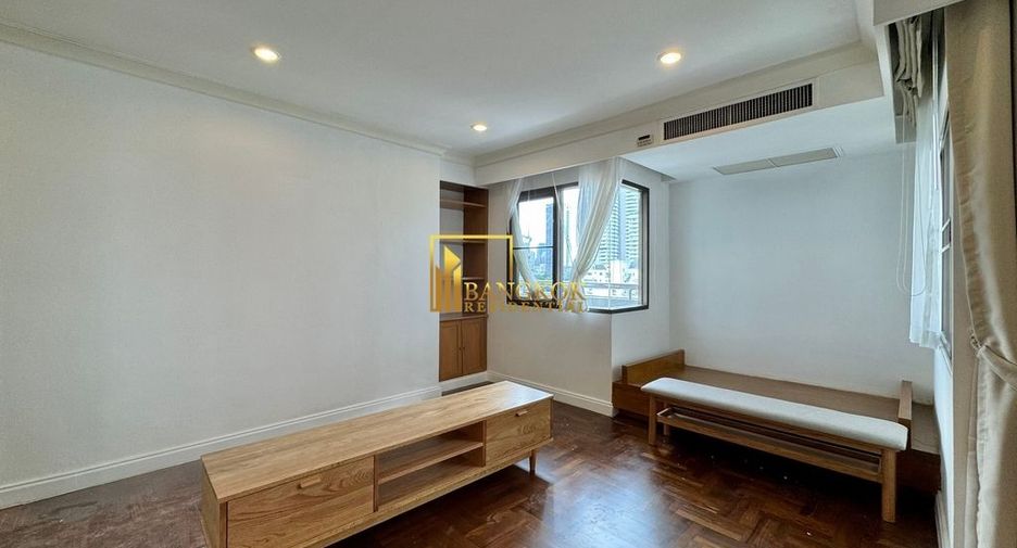À louer 3 chambres appartement à Watthana, Bangkok