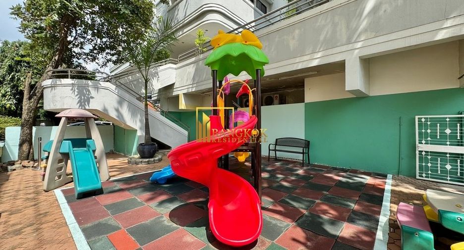 À louer 3 chambres appartement à Watthana, Bangkok