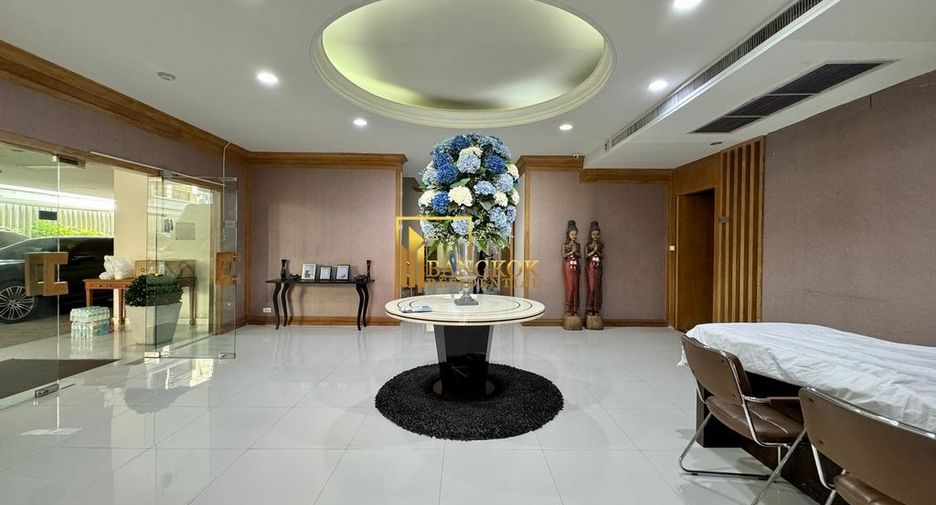 À louer 3 chambres appartement à Watthana, Bangkok