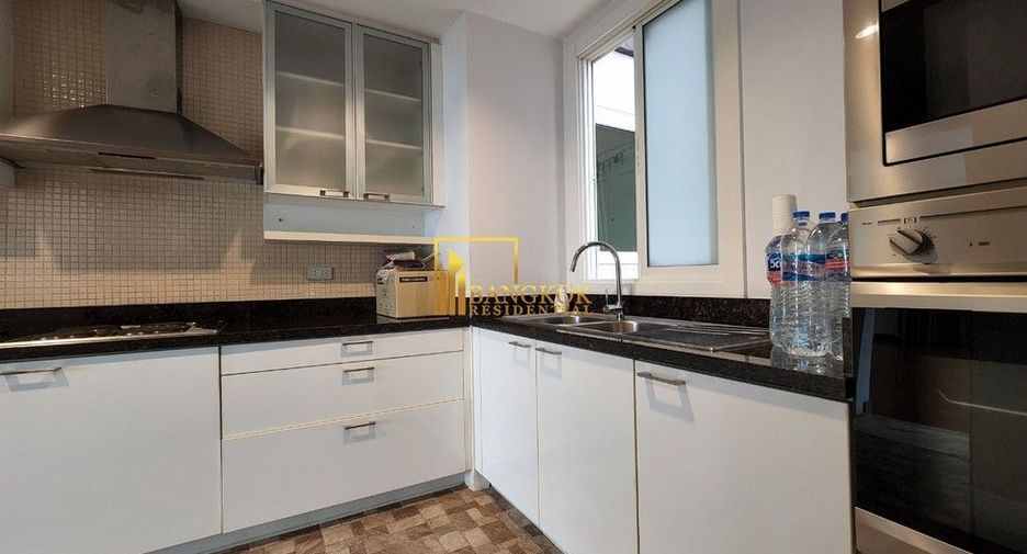For rent 4 bedrooms condo in Khlong Toei, Bangkok