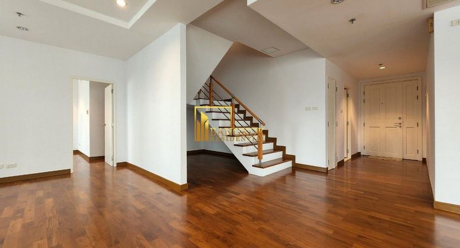 For rent 4 bedrooms condo in Khlong Toei, Bangkok