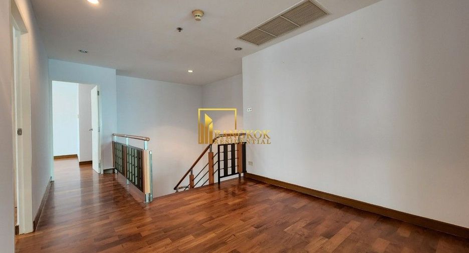 For rent 4 bedrooms condo in Khlong Toei, Bangkok