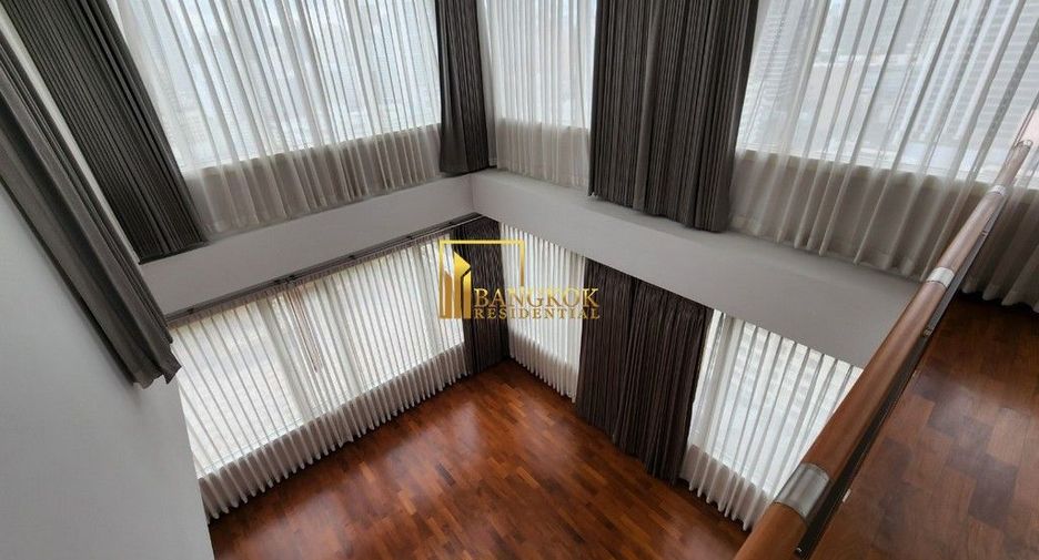 For rent 4 bedrooms condo in Khlong Toei, Bangkok