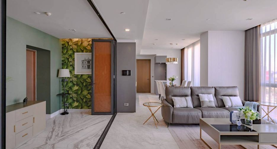 For rent そして for sale 2 ベッドルーム condo in Watthana, Bangkok