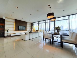Condo en alquiler de 3 habitaciones en Pathum Wan, Bangkok