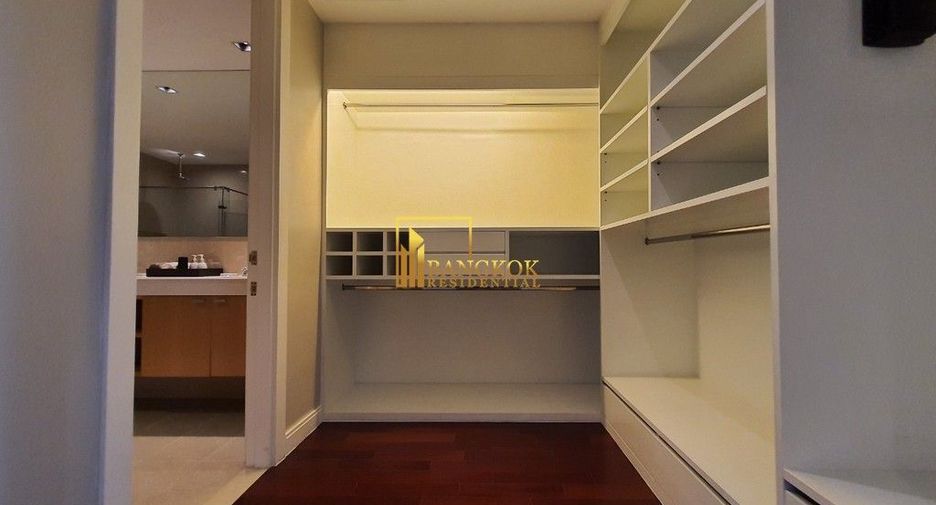 Wohnung zur Miete mit 3 Zimmer in Pathum Wan, Bangkok