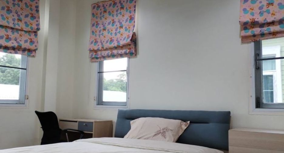 For rent 3 bedrooms house in Si Racha, Chonburi