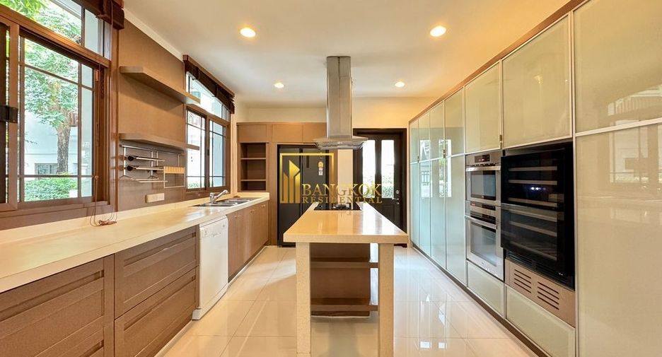 Villa zur Miete mit 4 Zimmer in Yan Nawa, Bangkok