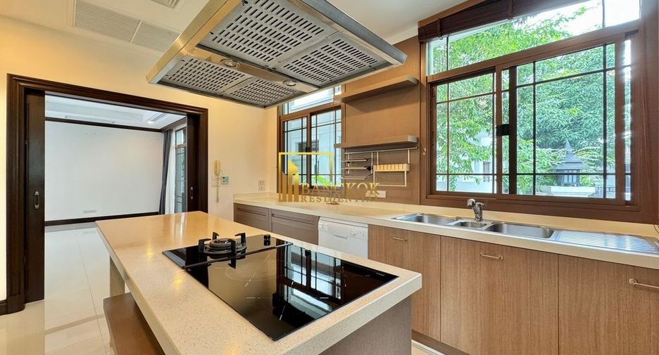 Villa zur Miete mit 4 Zimmer in Yan Nawa, Bangkok