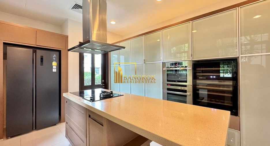 Villa zur Miete mit 4 Zimmer in Yan Nawa, Bangkok