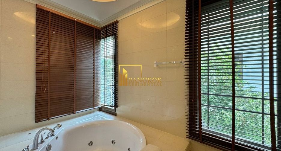 Villa zur Miete mit 4 Zimmer in Yan Nawa, Bangkok