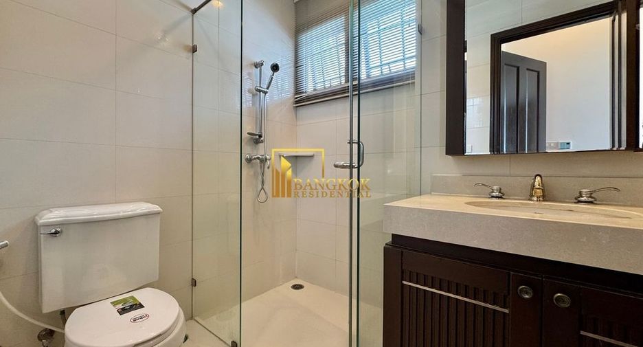 Villa zur Miete mit 4 Zimmer in Yan Nawa, Bangkok