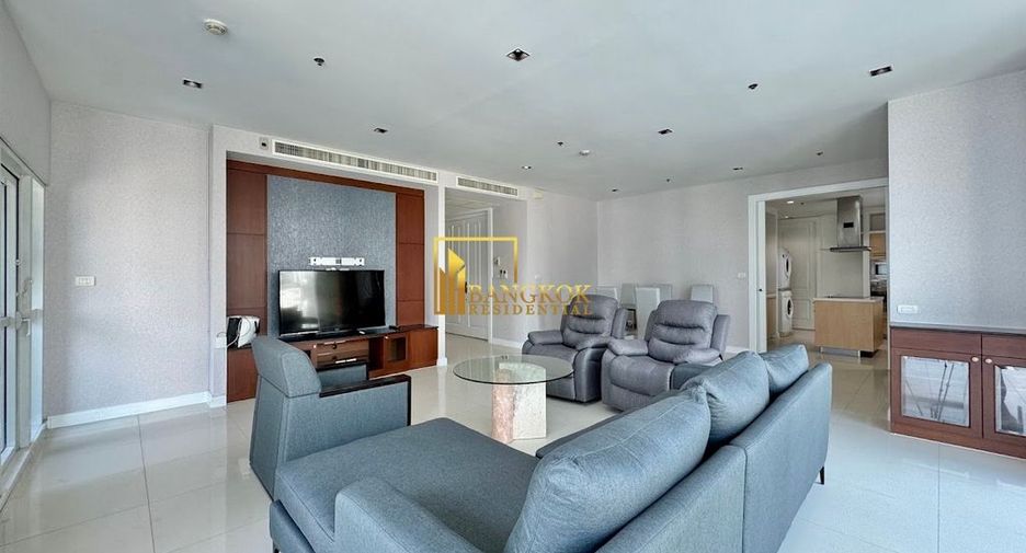 Wohnung zur Miete mit 3 Zimmer in Pathum Wan, Bangkok