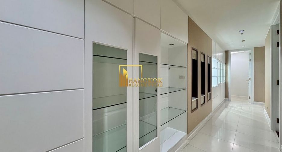 Wohnung zur Miete mit 3 Zimmer in Pathum Wan, Bangkok
