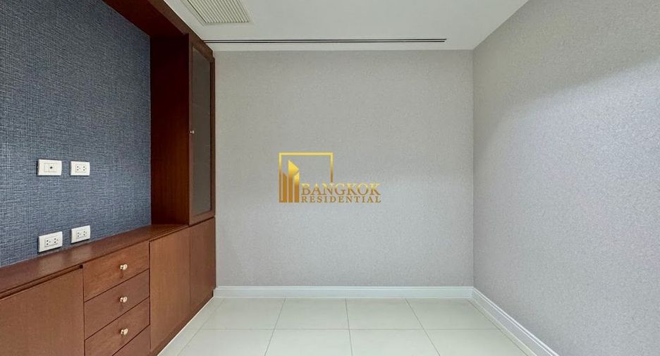 Wohnung zur Miete mit 3 Zimmer in Pathum Wan, Bangkok