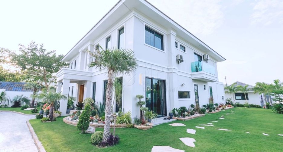 For sale 5 bedrooms house in Hua Hin, Prachuap Khiri Khan